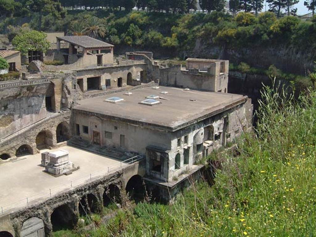 Herculaneum, May 2001. Looking north-east, at the top of the photo, the roadway down from the entrance can be seen. Photo courtesy of Current Archaeology.